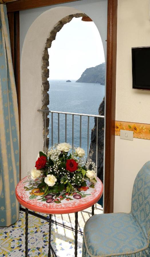 La Locanda Del Fiordo Фуроре Екстериор снимка